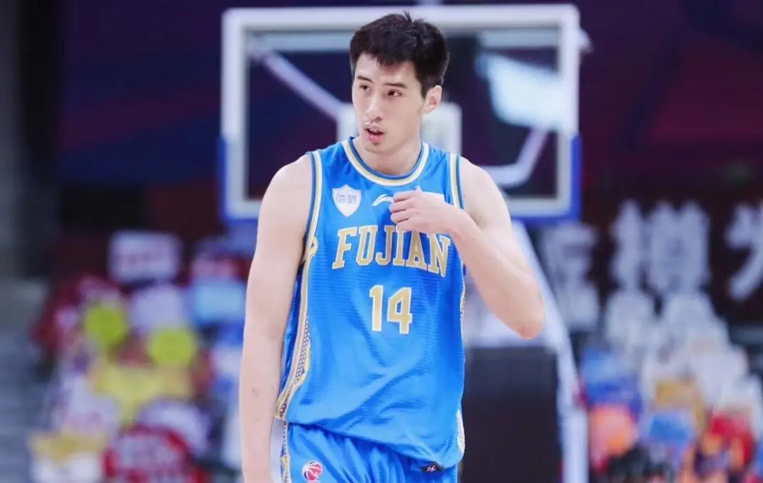 孙铭徽, 轮换阵容