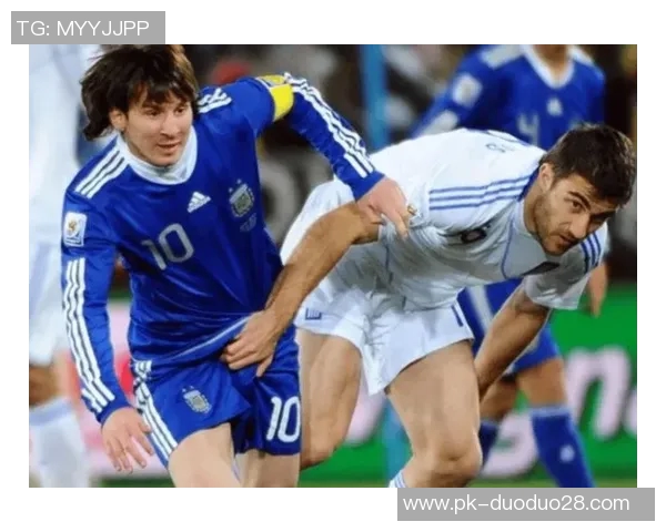 带有亚字的足球球星有哪些他们在赛场上的精彩表现如何